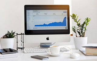 开云娱乐-莱万头顶脚踢导演逆转 梅开二度提前为加冕庆祝？