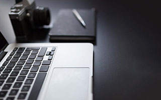 kaiyun-猛龙装饰“新家”迎新赛季 球馆氛围堪比多伦多主场